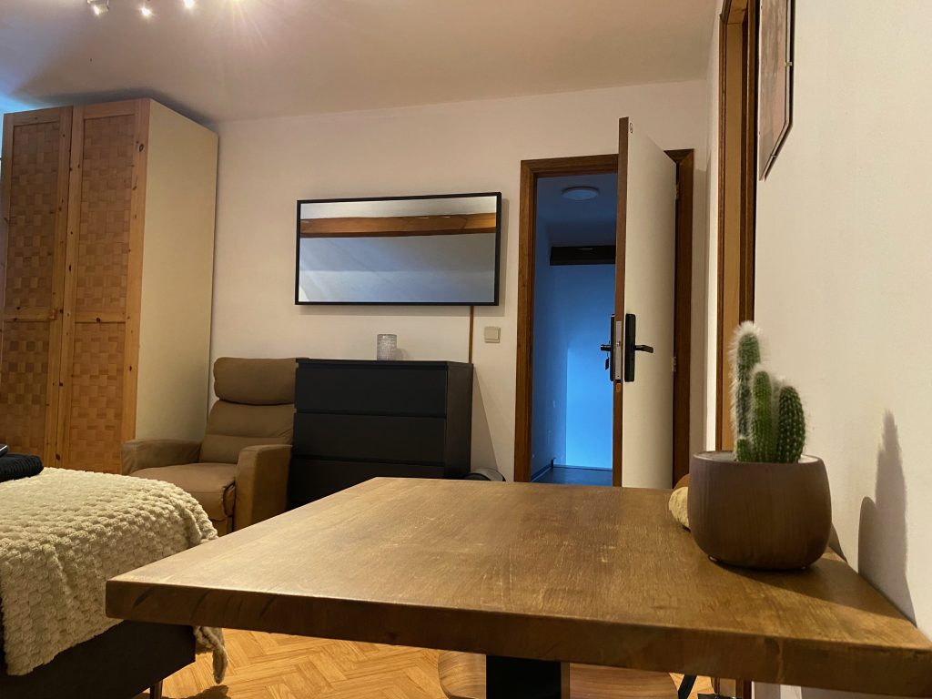 Room 5