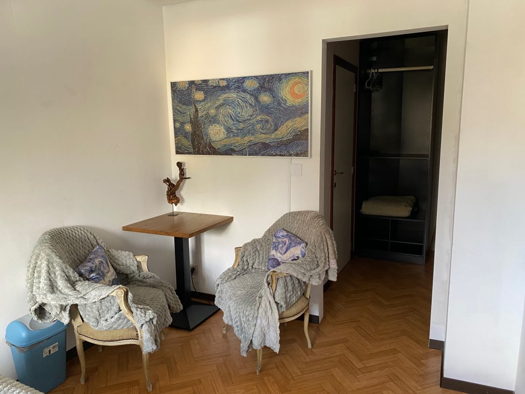 Room 4