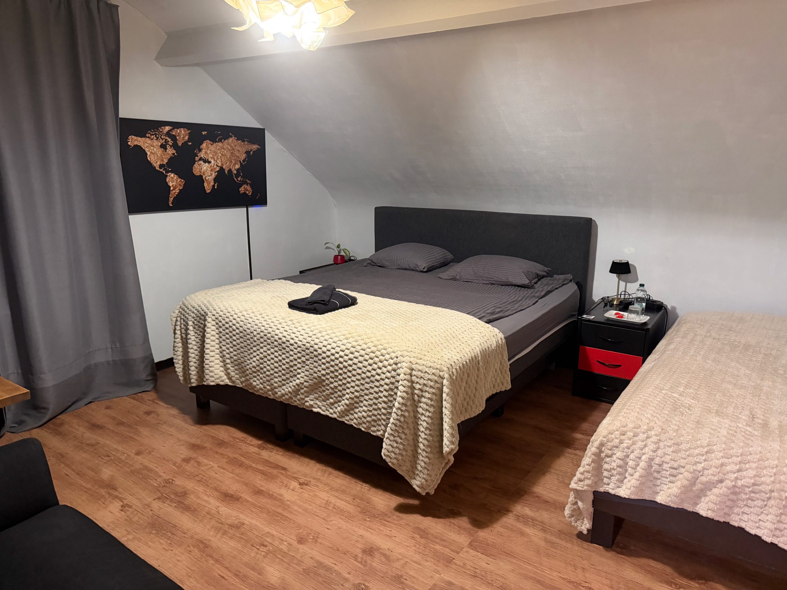 Room 1