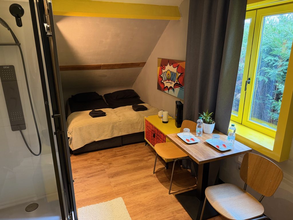 Room 3