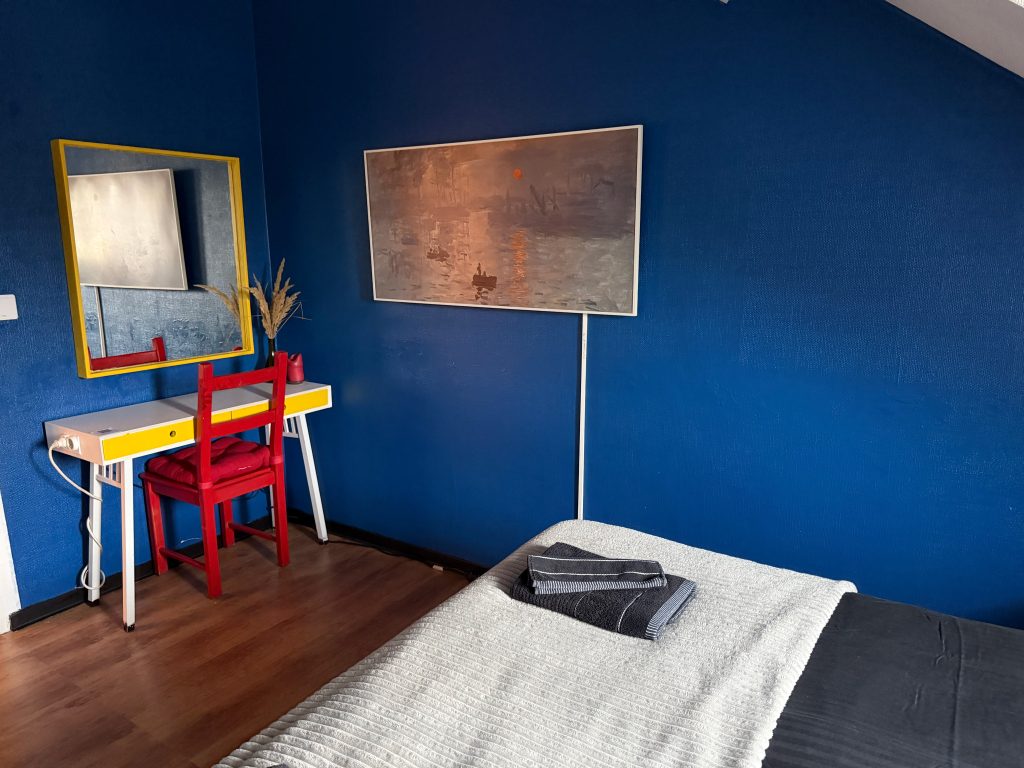 Room 2