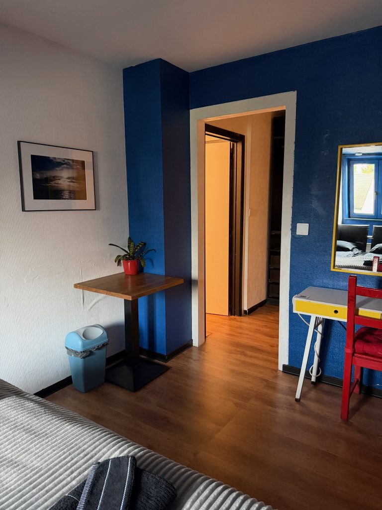 Room 2