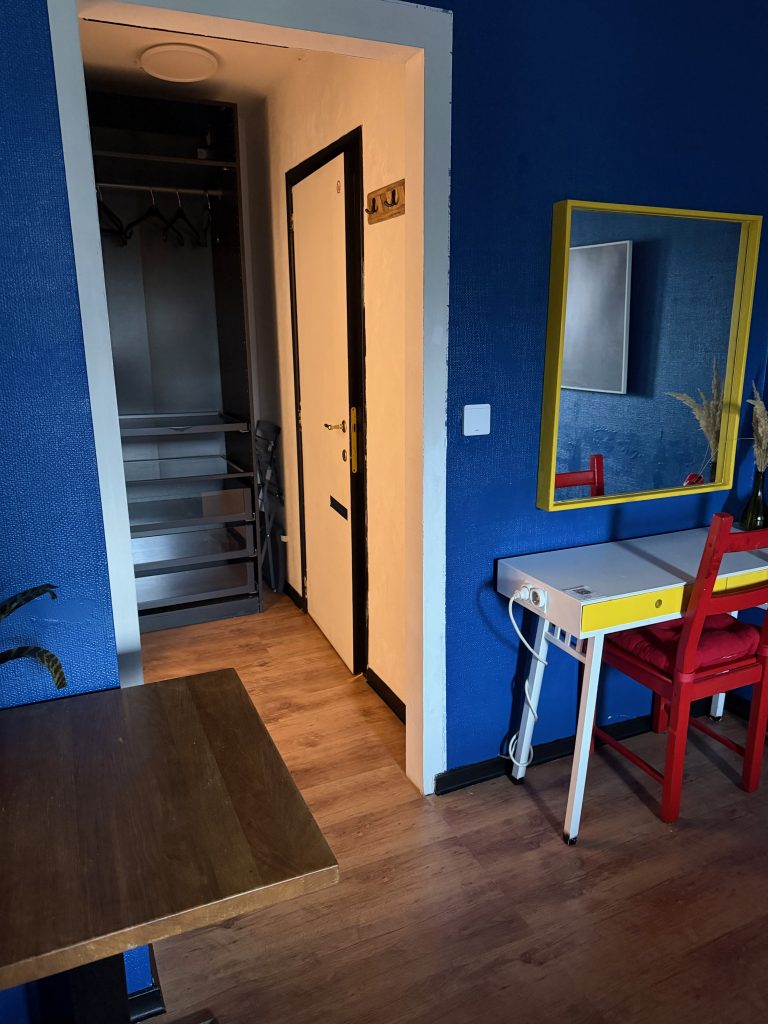 Room 2